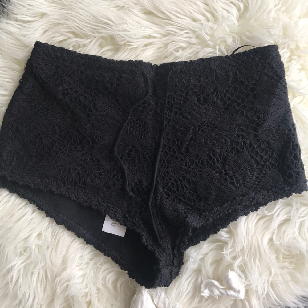 High waisted booty short